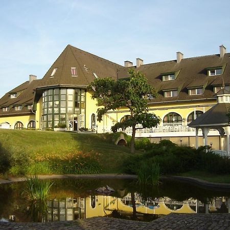 Hotel Familia Zamardi Exterior photo