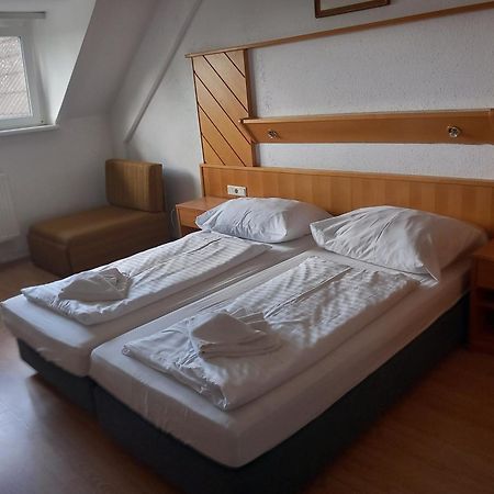 Hotel Familia Zamardi Room photo