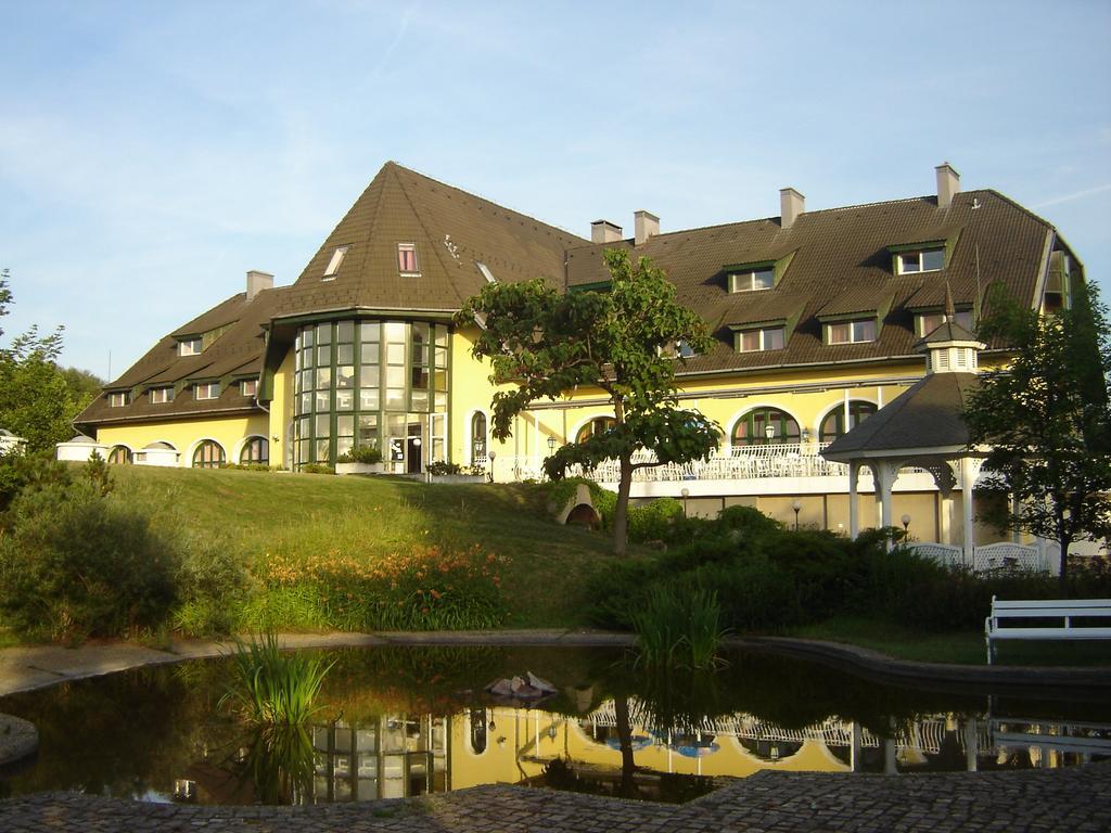 Hotel Familia Zamardi Exterior photo