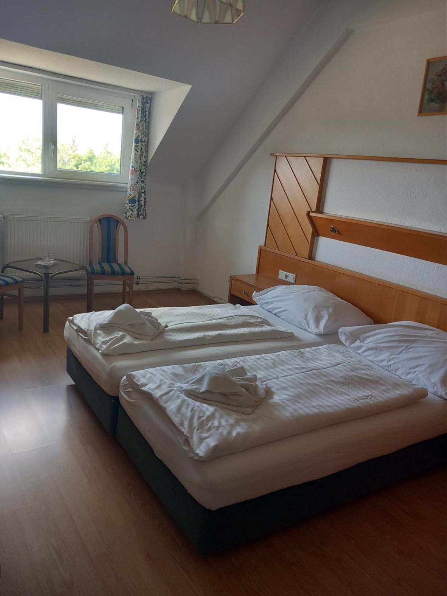 Hotel Familia Zamardi Room photo