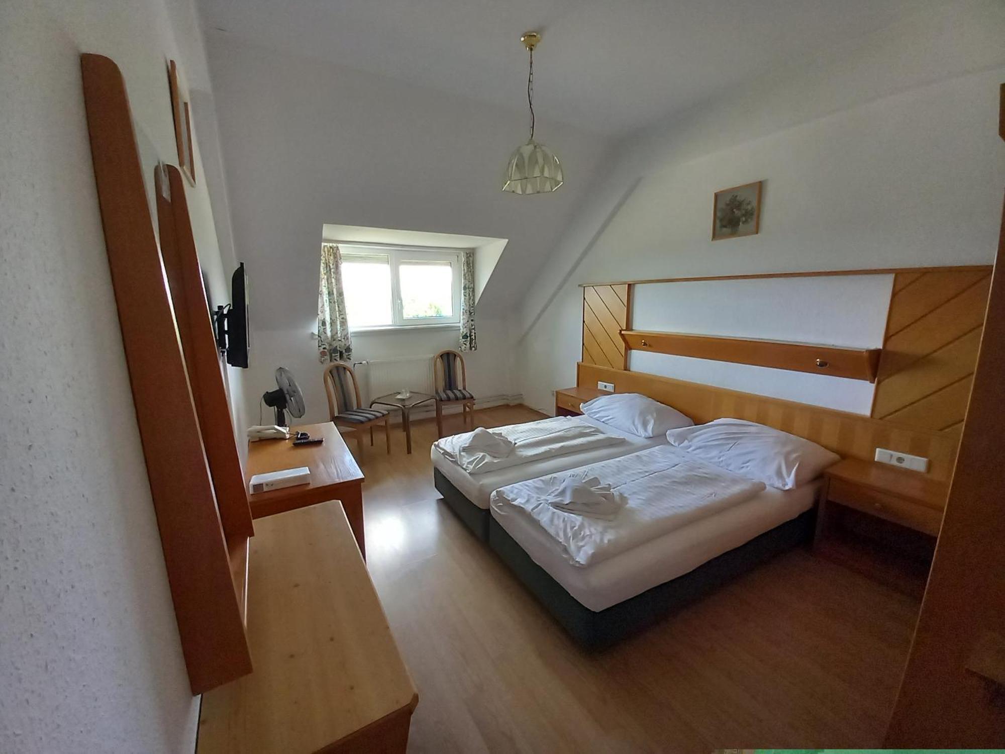 Hotel Familia Zamardi Room photo