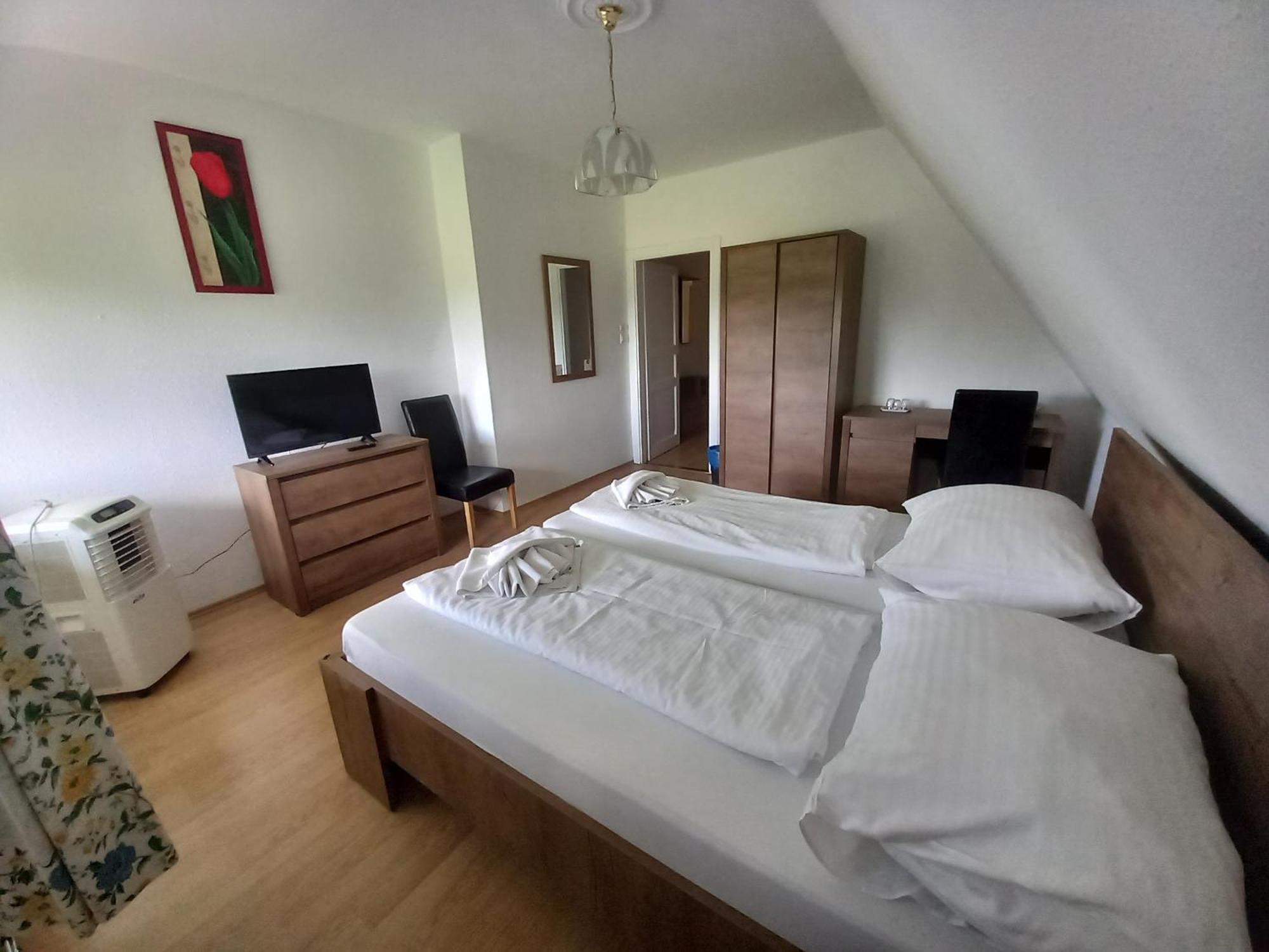 Hotel Familia Zamardi Room photo